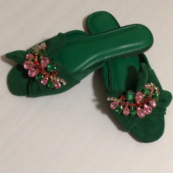 Green Embellished Sandals - Picture 6 of 8